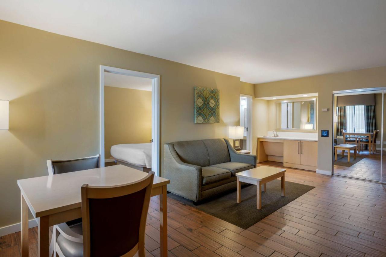Best Western Plus South Coast Inn Goleta Eksteriør bilde